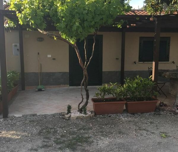 Paestum, graziosa soluzione indipendente