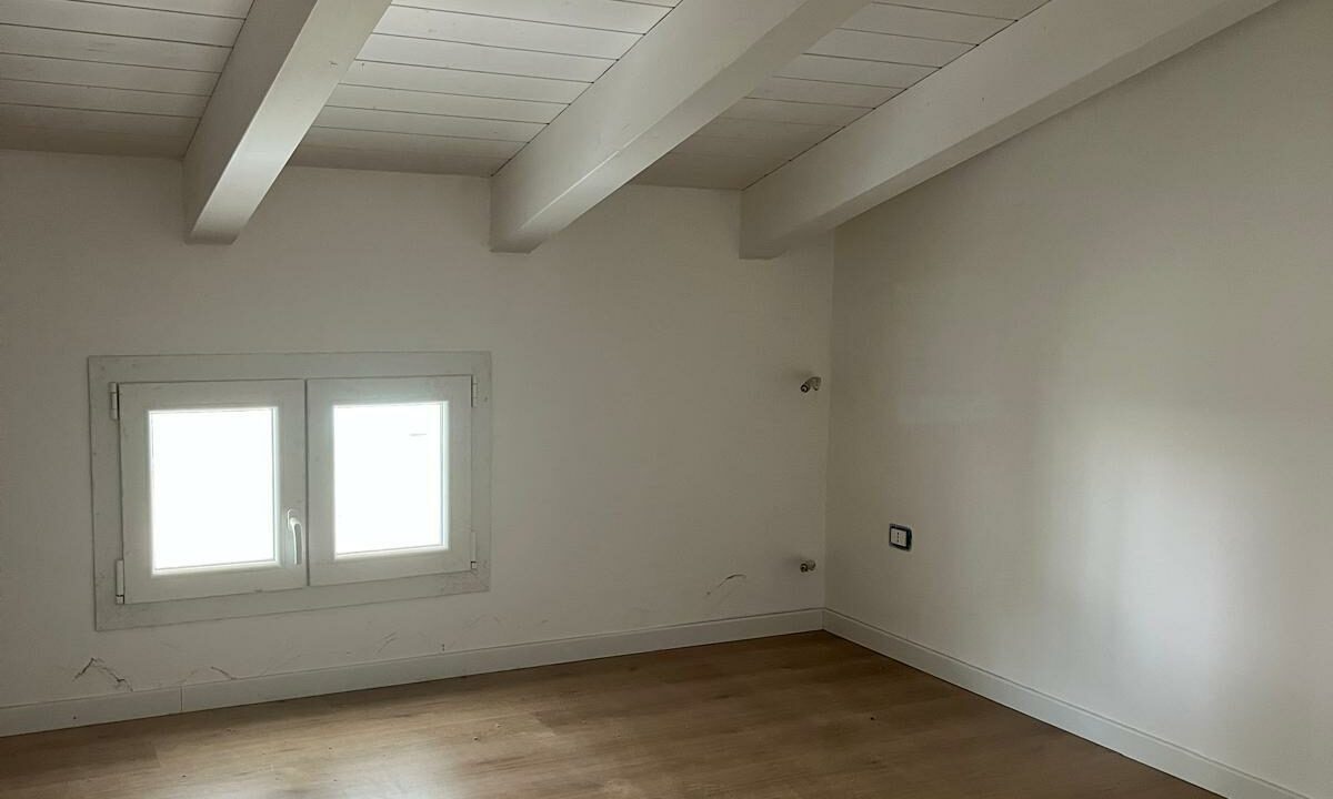 WhatsApp Image 2025-10-30 at 10.53.17