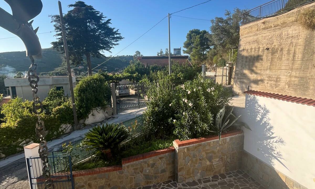 WhatsApp Image 2025-09-08 at 10.15.07 (21)