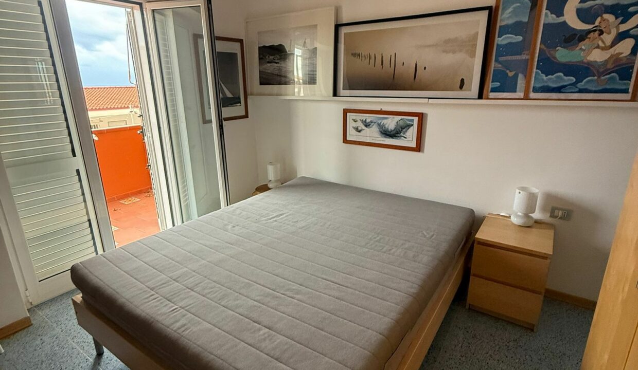 WhatsApp Image 2025-10-21 at 11.45.27 (2)