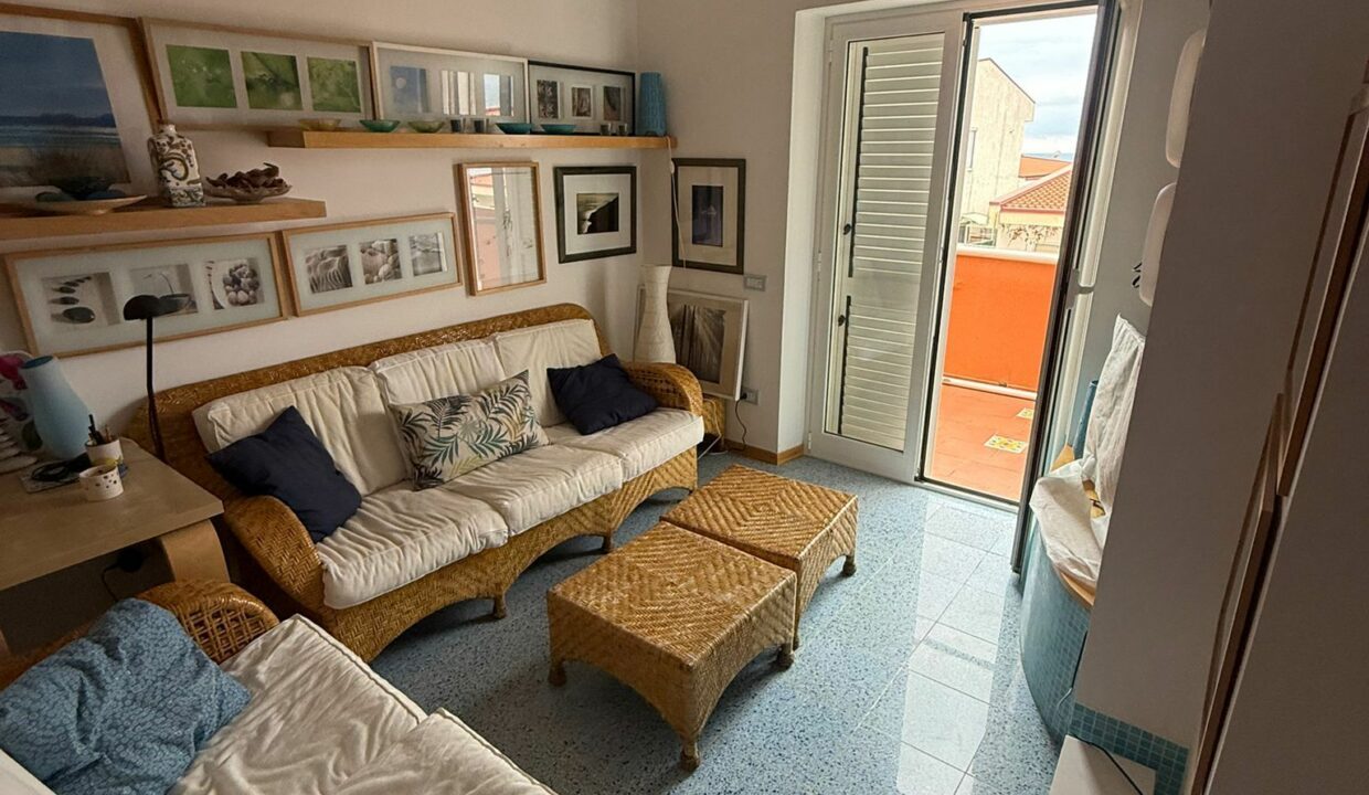 WhatsApp Image 2025-10-21 at 11.45.28 (2)