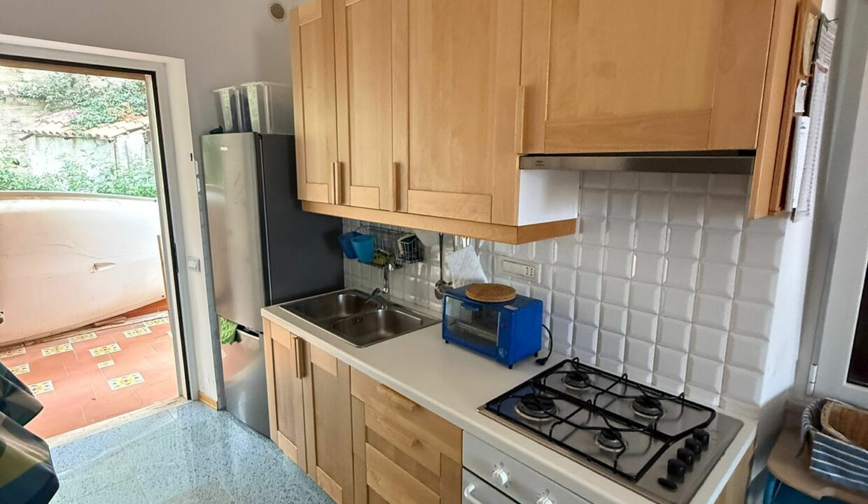 WhatsApp Image 2025-10-21 at 11.45.28 (4)