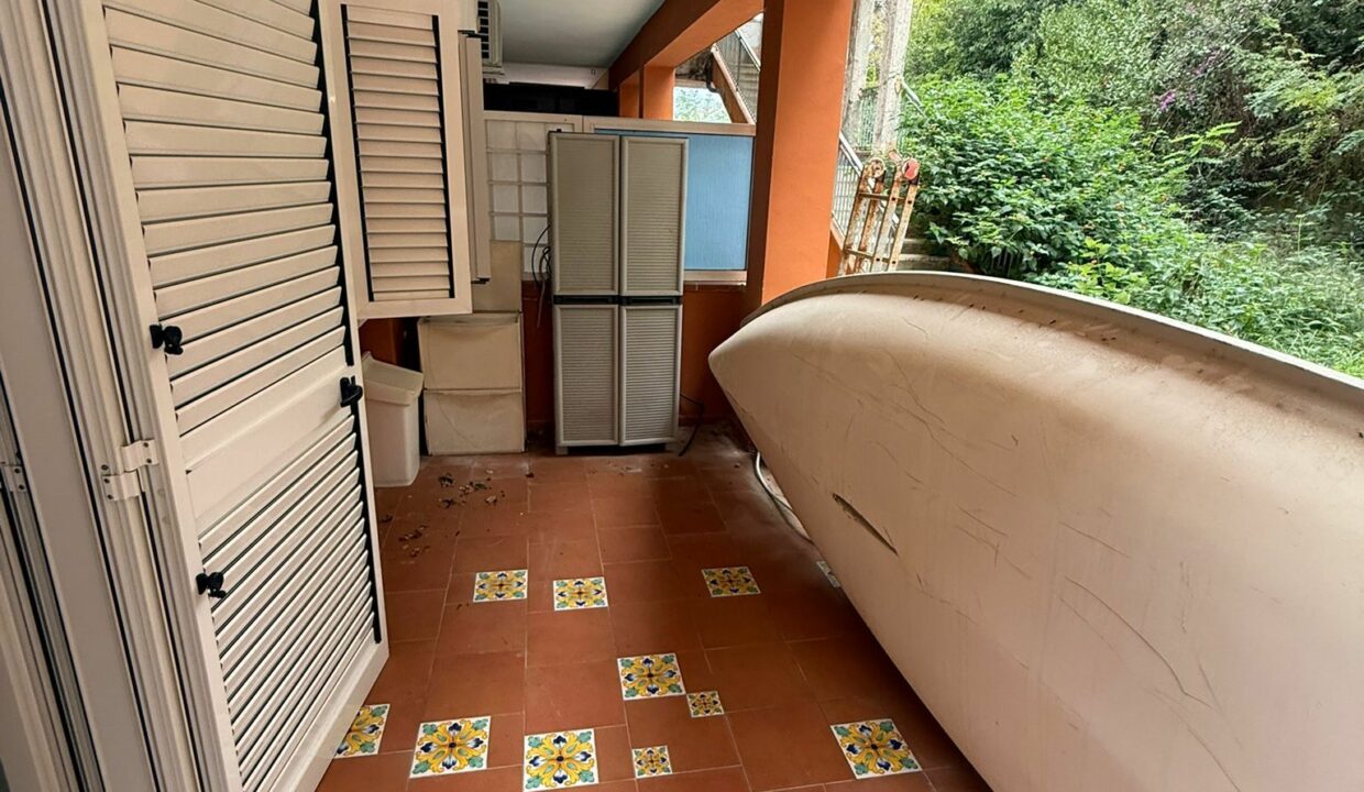 WhatsApp Image 2025-10-21 at 11.45.29 (1)